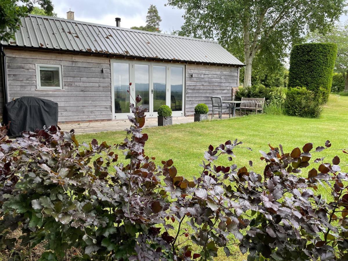 Stunning Cabin With Incredible Views Near Goodwood Rogate Esterno foto