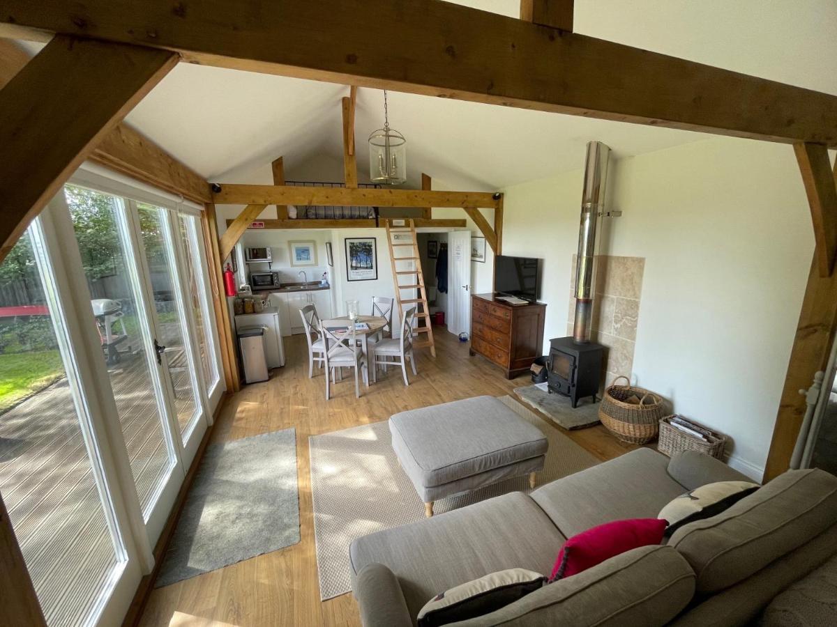 Stunning Cabin With Incredible Views Near Goodwood Rogate Esterno foto