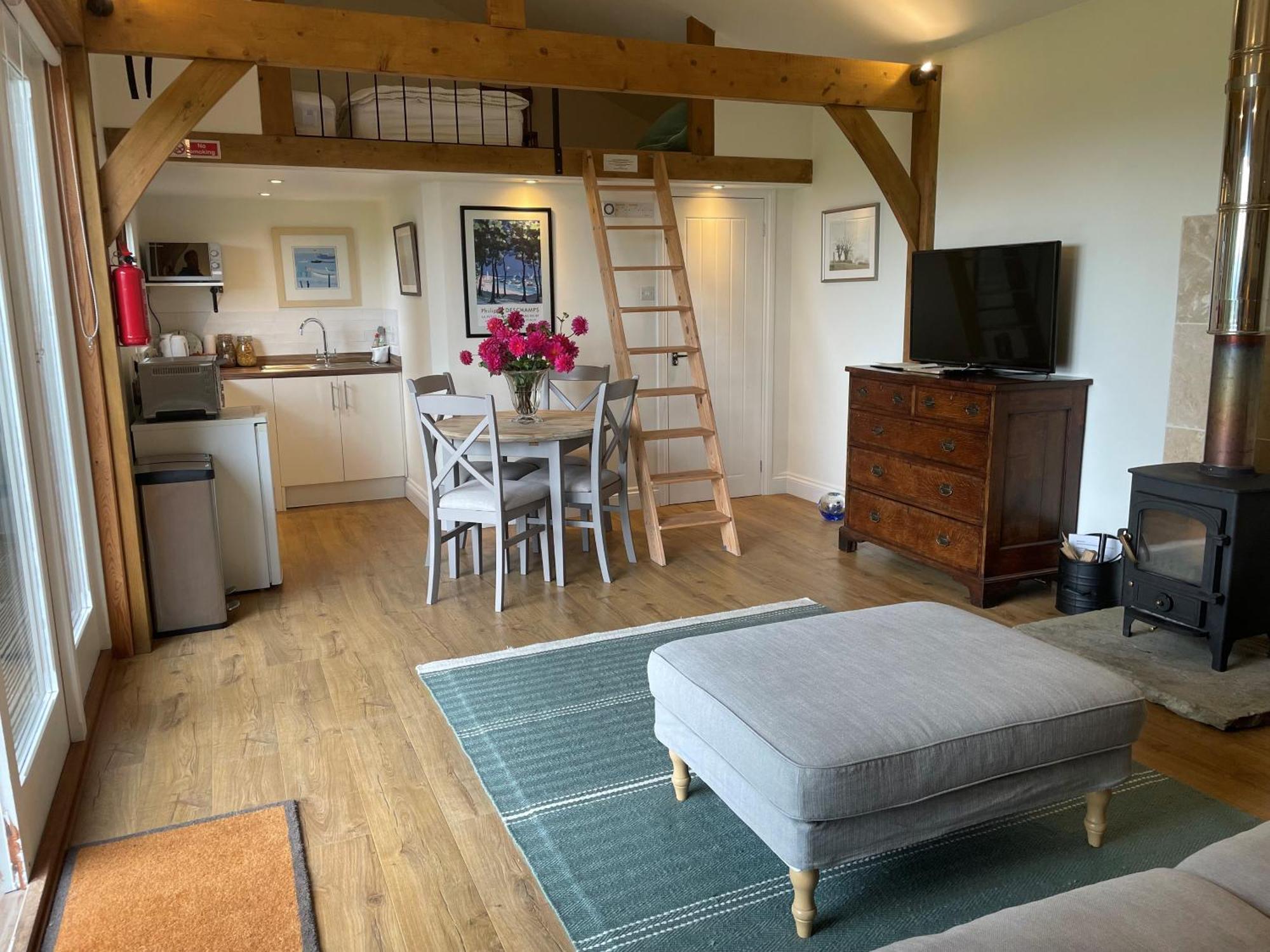 Stunning Cabin With Incredible Views Near Goodwood Rogate Esterno foto