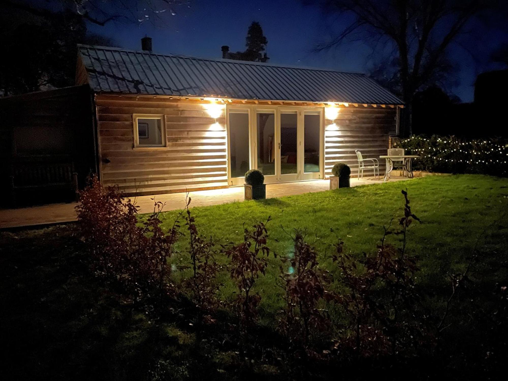 Stunning Cabin With Incredible Views Near Goodwood Rogate Esterno foto