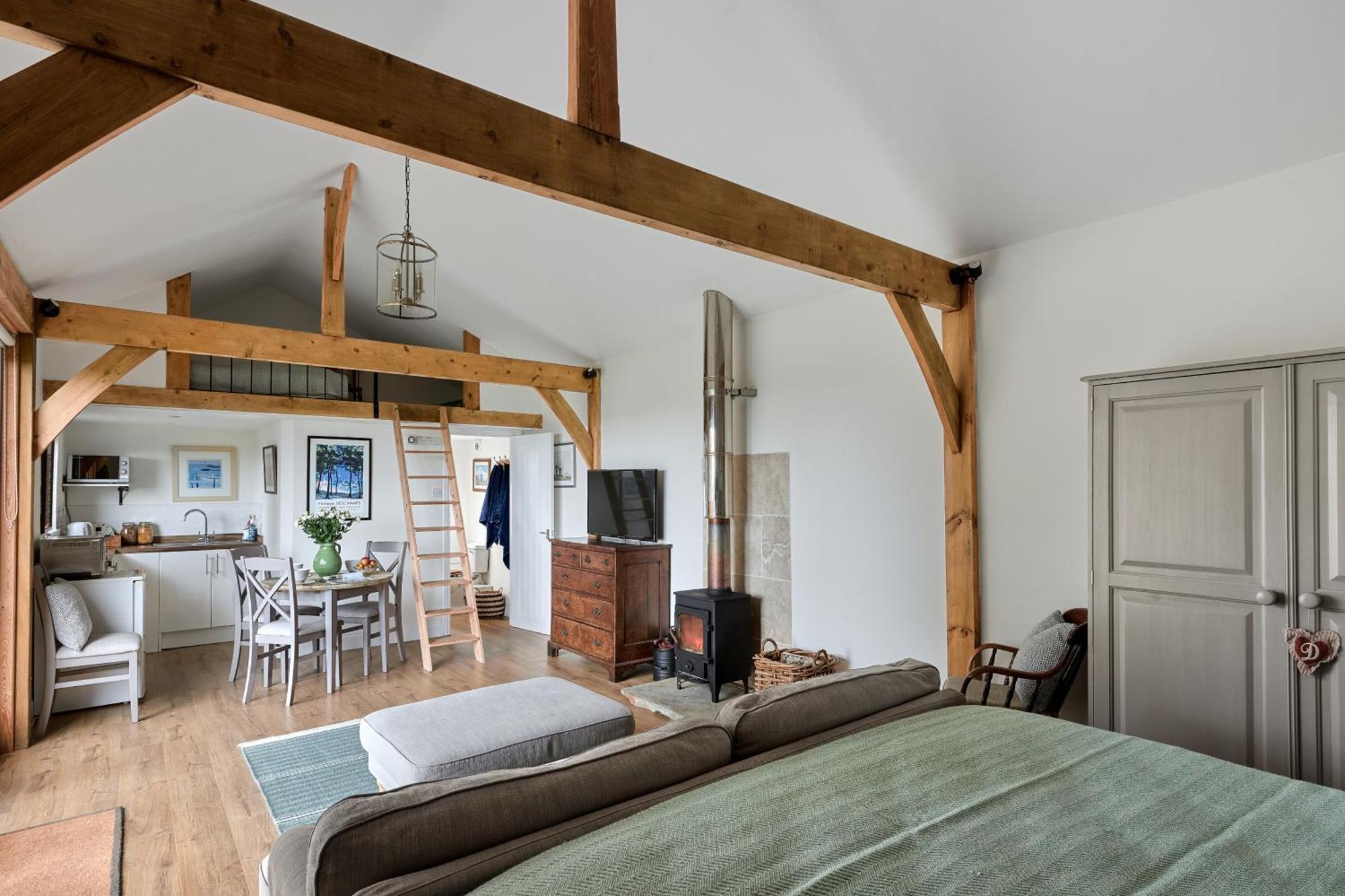 Stunning Cabin With Incredible Views Near Goodwood Rogate Esterno foto